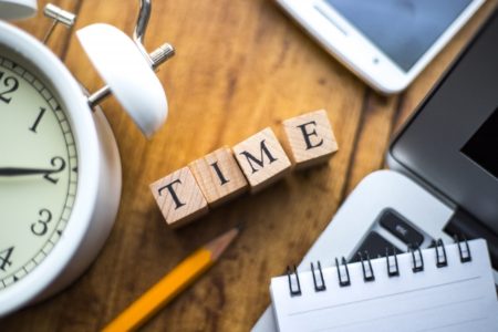 ②．メール返信までのレスポンスが遅い